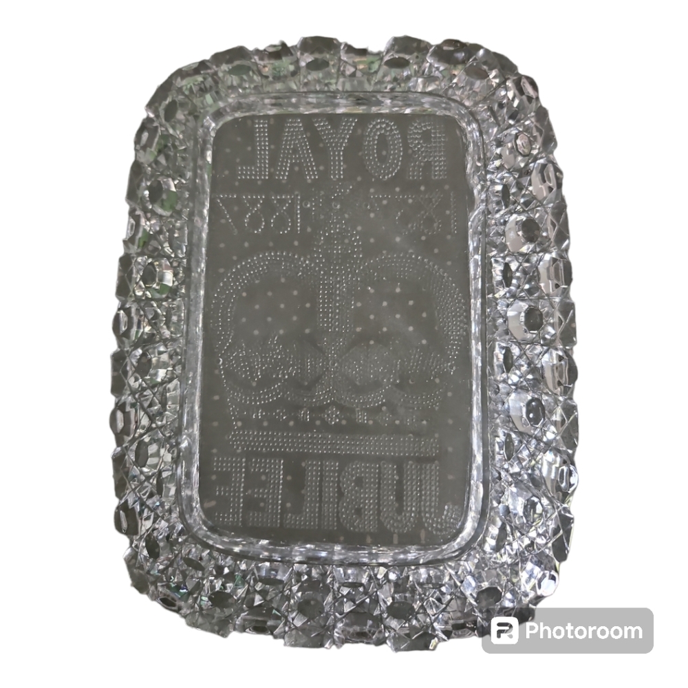Victorian Pressed Glass Royal Jubilee Dish - Picture 2 of 2